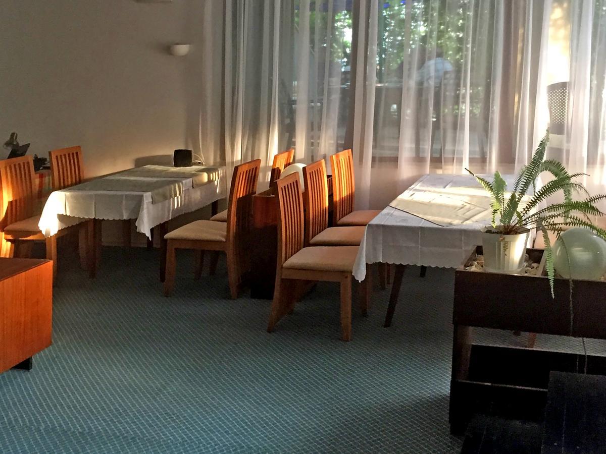 Villa Elfi Golden Sands Eksteriør billede